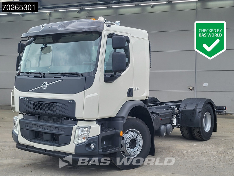 Volvo FE 320 4X2 NEW 18t chassis PTO Preparation Automatic Euro 6 - Châssis cabine: photos 1 Volvo FE 320 4X2 NEW 18t chassis PTO Preparation Automatic Euro 6 - Châssis cabine: photos 1