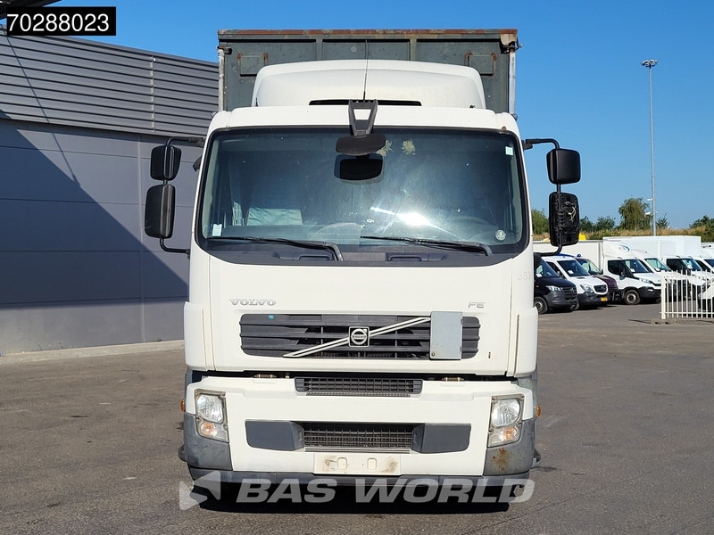 Camion à rideaux coulissants Volvo FE 320 FL 6X2 Lift axle Ladebordwand Manual Euro 4: photos 6