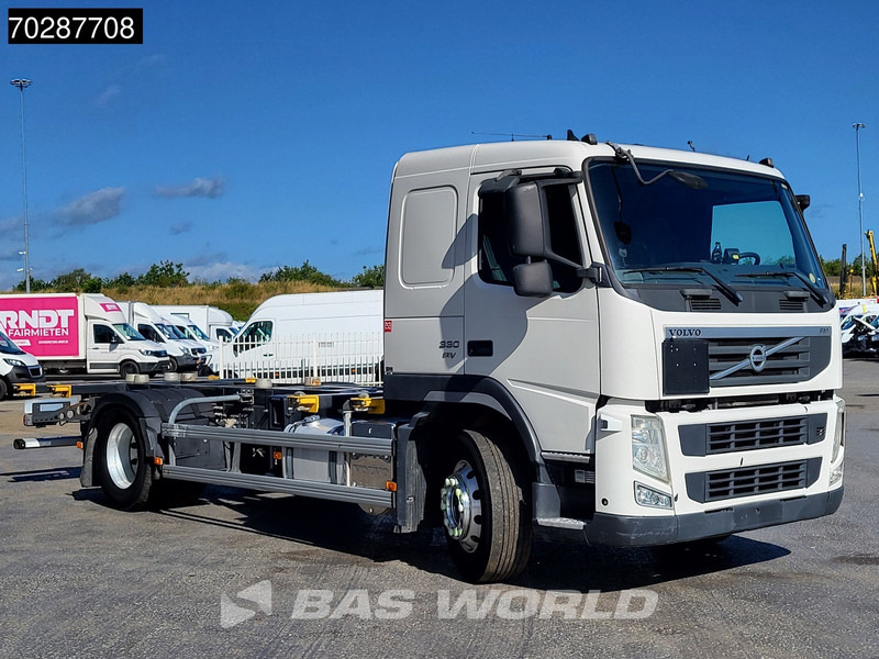 Volvo FM 330 4X2 4,60m Wheelbase BDF Automatic Euro 5 - Camion porte-conteneur/ Caisse mobile: photos 3 Volvo FM 330 4X2 4,60m Wheelbase BDF Automatic Euro 5 - Camion porte-conteneur/ Caisse mobile: photos 3