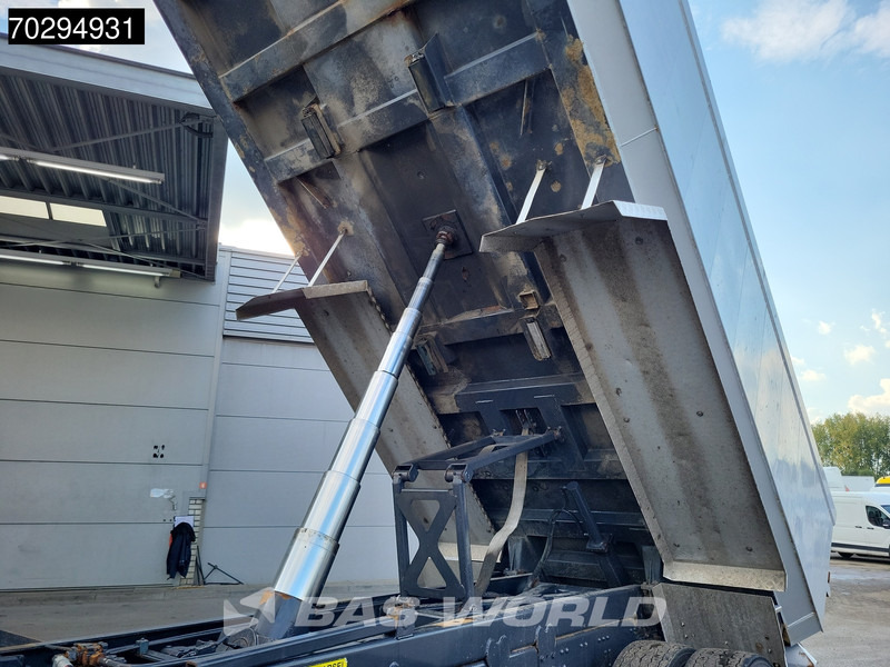 Volvo FM 62R B FM 6X2 12m3 MAUR Tipper Big-Axle Steelsuspension Automatic Euro 3 - Camion benne: photos 3 Volvo FM 62R B FM 6X2 12m3 MAUR Tipper Big-Axle Steelsuspension Automatic Euro 3 - Camion benne: photos 3