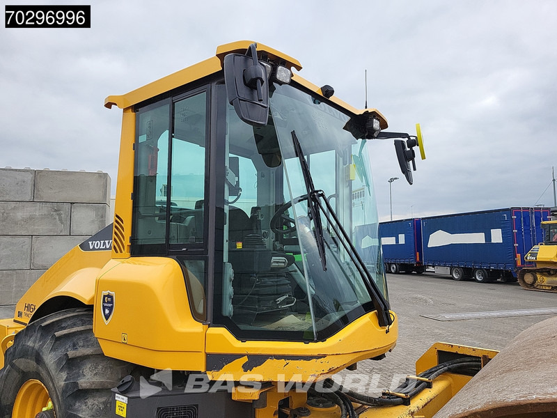 Volvo SD135 B A/C en crédit-bail Volvo SD135 B A/C: photos 18