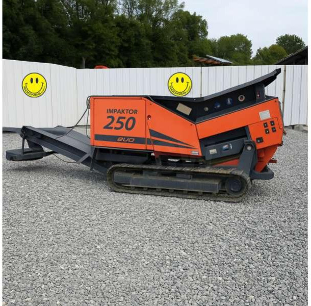 ARJES IMPAKTOR 250 EVO + crible embarqué - Accessoire: photos 1 ARJES IMPAKTOR 250 EVO + crible embarqué - Accessoire: photos 1