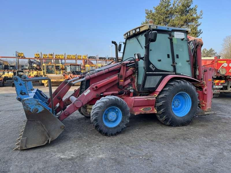 Caterpillar 432D - Tractopelle: photos 3 Caterpillar 432D - Tractopelle: photos 3