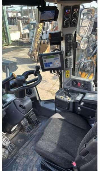Chargeuse sur pneus Caterpillar 962K: photos 14