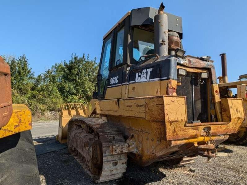 Caterpillar 963C - POUR PIECES - Chargeuse sur chenilles: photos 5 Caterpillar 963C - POUR PIECES - Chargeuse sur chenilles: photos 5