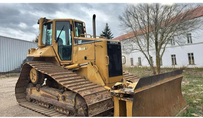 Caterpillar D6N FTC LGP - Bulldozer: photos 3 Caterpillar D6N FTC LGP - Bulldozer: photos 3