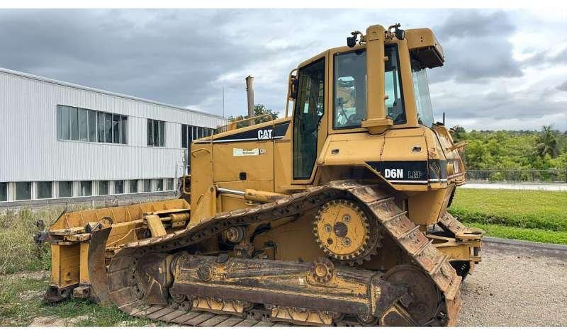 Caterpillar D6N FTC LGP - Bulldozer: photos 4 Caterpillar D6N FTC LGP - Bulldozer: photos 4
