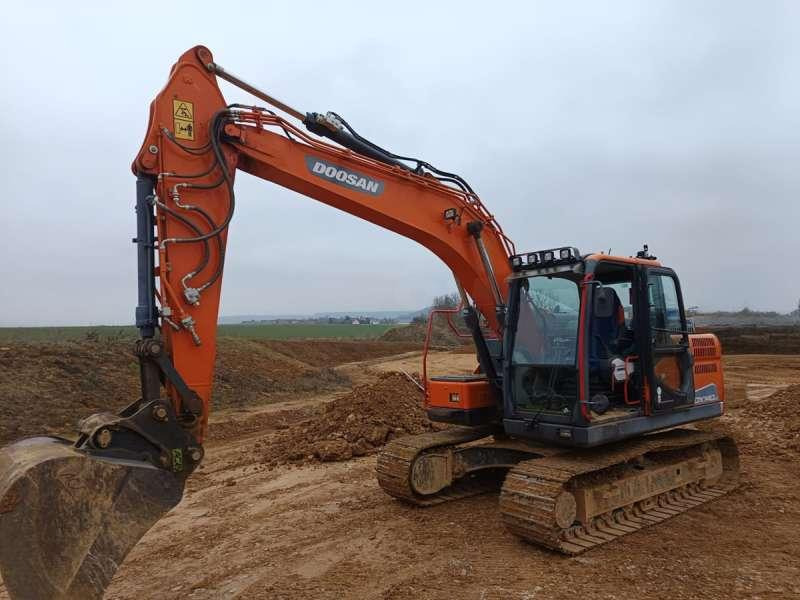 Doosan DX140LC-5 - Pelle sur chenille: photos 1 Doosan DX140LC-5 - Pelle sur chenille: photos 1