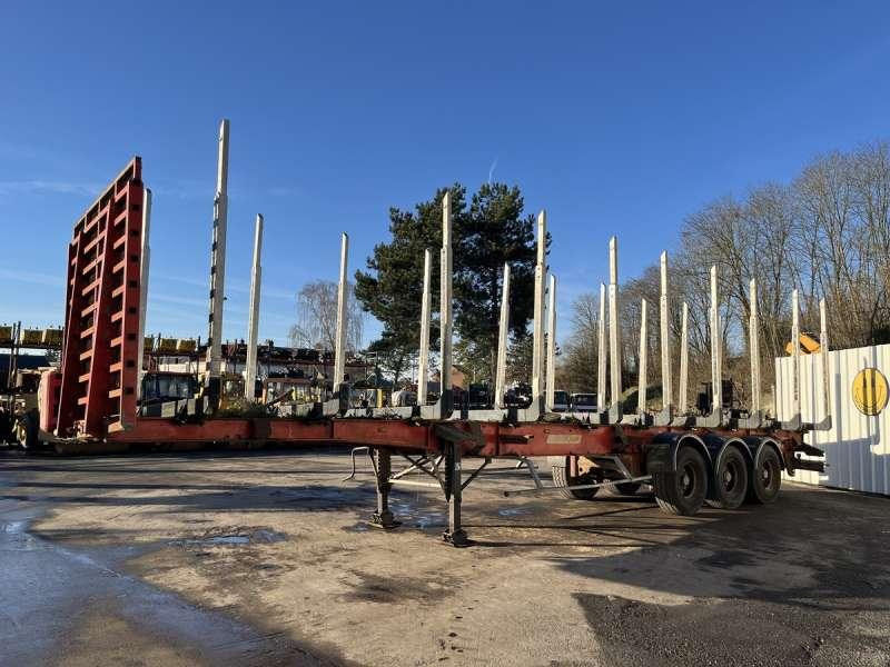 Fruehauf GRUMIERE 3 ESSIEUX - Semi-remorque grumier: photos 3 Fruehauf GRUMIERE 3 ESSIEUX - Semi-remorque grumier: photos 3