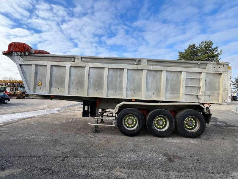 General Trailers 3 ESSIEUX - Semi-remorque benne: photos 4 General Trailers 3 ESSIEUX - Semi-remorque benne: photos 4