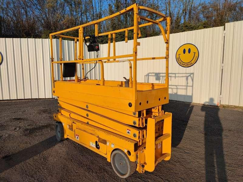 Nacelle à mât vertical Haulotte CISEAUX COMPACT 10N: photos 9