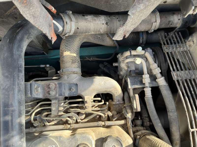 Pelle sur chenille Kobelco SK235SRNLC-1ES: photos 42