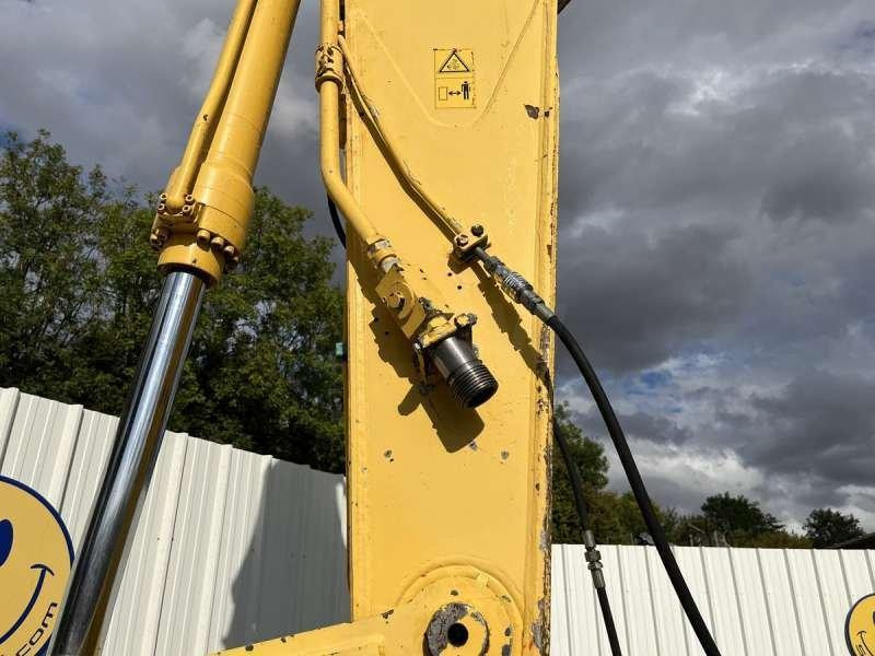 Pelle sur chenille Kobelco SK235SRNLC-1ES: photos 17