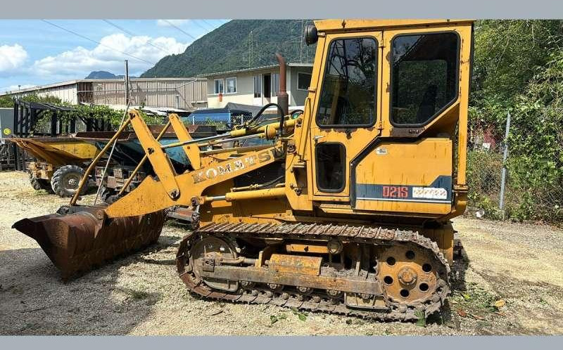 Komatsu D21S-6 - Chargeuse sur chenilles: photos 2 Komatsu D21S-6 - Chargeuse sur chenilles: photos 2