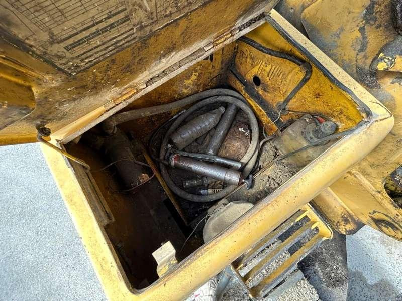 Pelle sur chenille Komatsu PC180LC-6K MACHINE SUISSE: photos 26