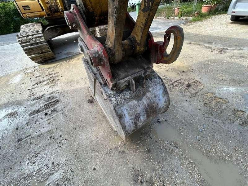 Pelle sur chenille Komatsu PC180LC-6K MACHINE SUISSE: photos 23