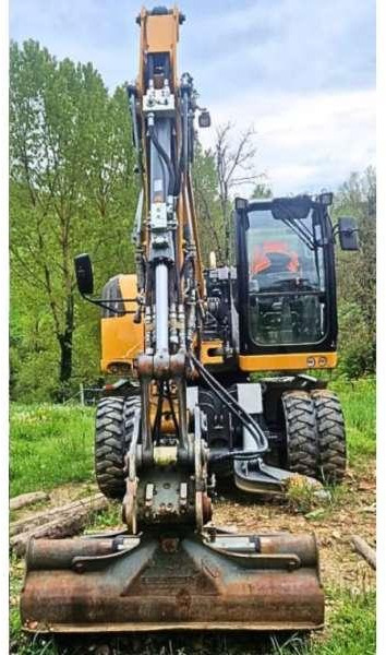Liebherr A912 COMPACT - Pelle sur pneus: photos 5 Liebherr A912 COMPACT - Pelle sur pneus: photos 5