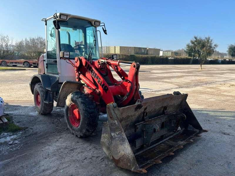 Liebherr L506 Stereo - Chargeuse sur pneus: photos 2 Liebherr L506 Stereo - Chargeuse sur pneus: photos 2