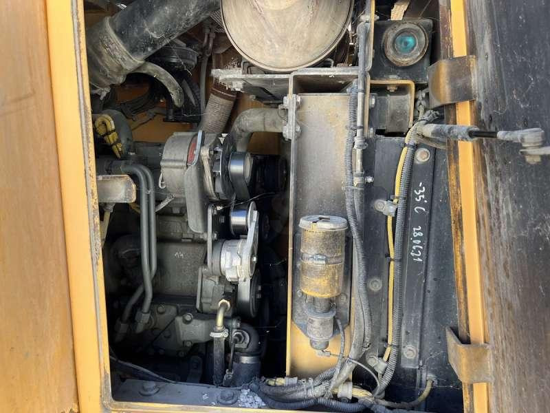 Chargeuse sur chenilles Liebherr LR614: photos 30