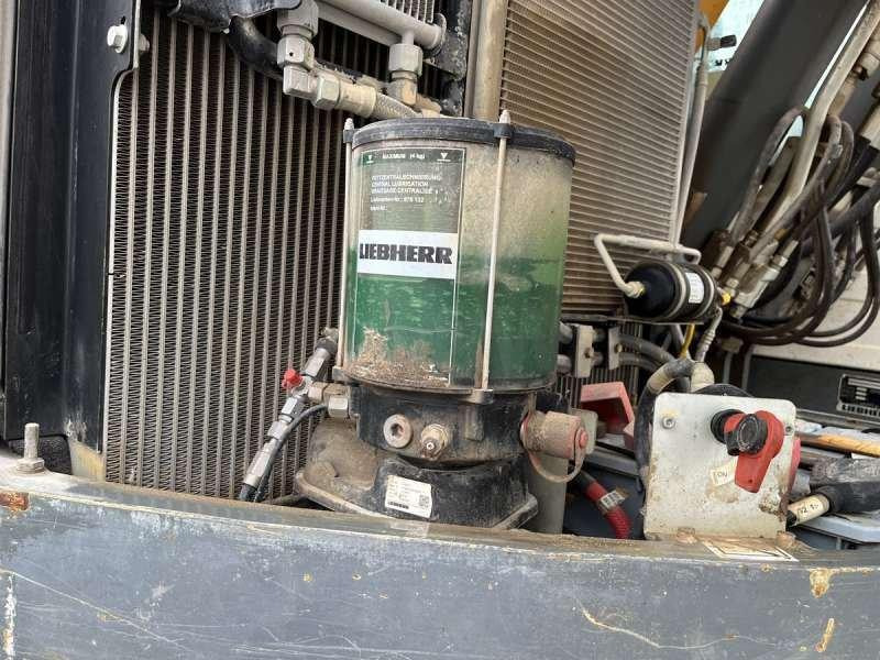 Liebherr R926 COMPACT en crédit-bail Liebherr R926 COMPACT: photos 48