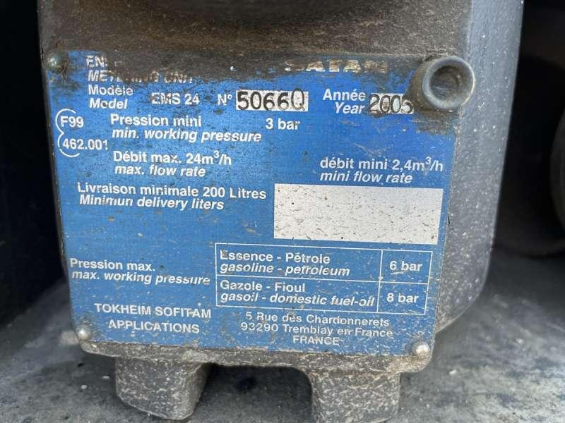 Camion citerne Renault MIDLUM 180 DCI: photos 30