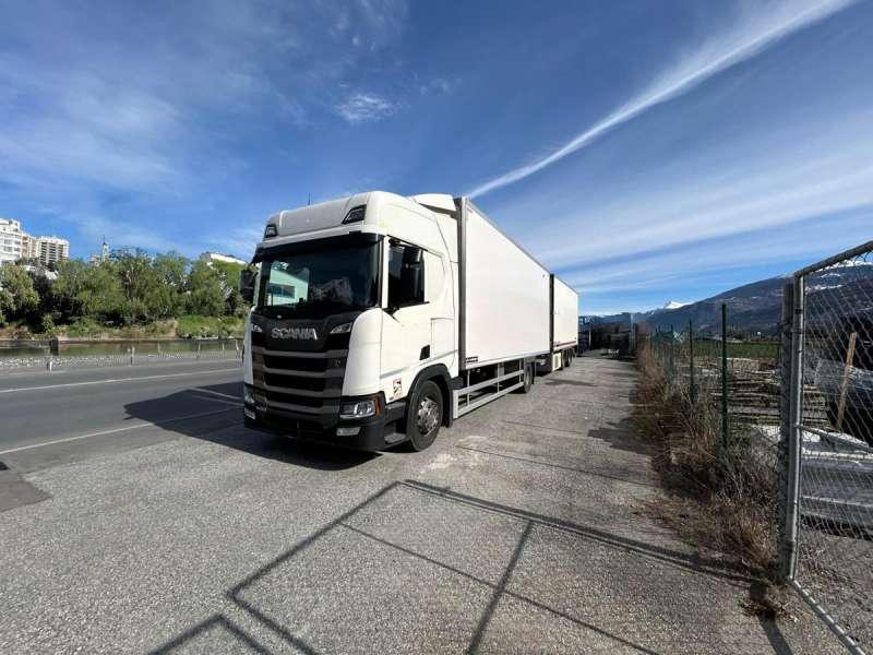 Scania R450 4X2 - Tracteur routier: photos 4 Scania R450 4X2 - Tracteur routier: photos 4