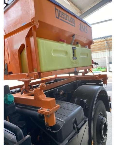 Unimog UNIMOG - Engin de déneigement: photos 5 Unimog UNIMOG - Engin de déneigement: photos 5