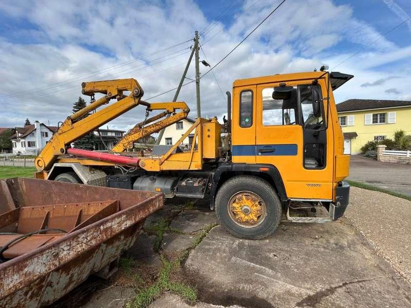 Volvo FL6 INTERCOOLER 4X2 - Camion ampliroll: photos 3 Volvo FL6 INTERCOOLER 4X2 - Camion ampliroll: photos 3