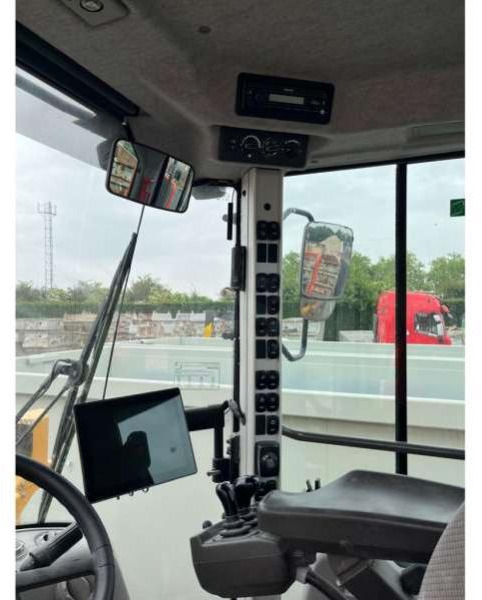 Chargeuse sur pneus Volvo L110H: photos 14