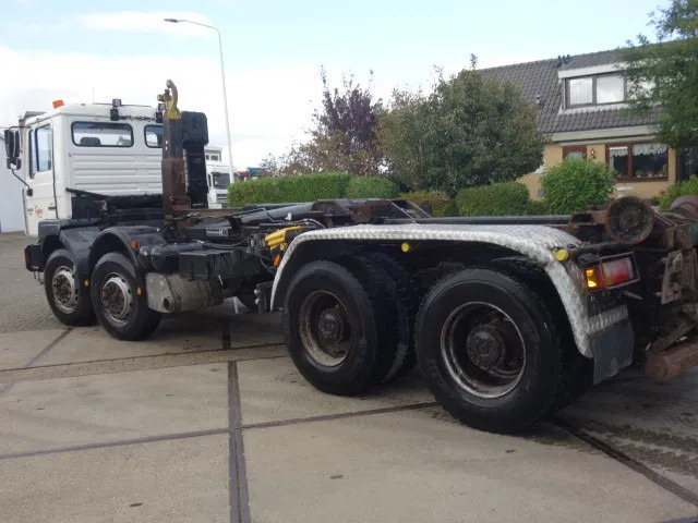 MAN 35-364 chassis cabine manual diesel pomp 6 cil 8x4 - Châssis cabine: photos 2 MAN 35-364 chassis cabine manual diesel pomp 6 cil 8x4 - Châssis cabine: photos 2