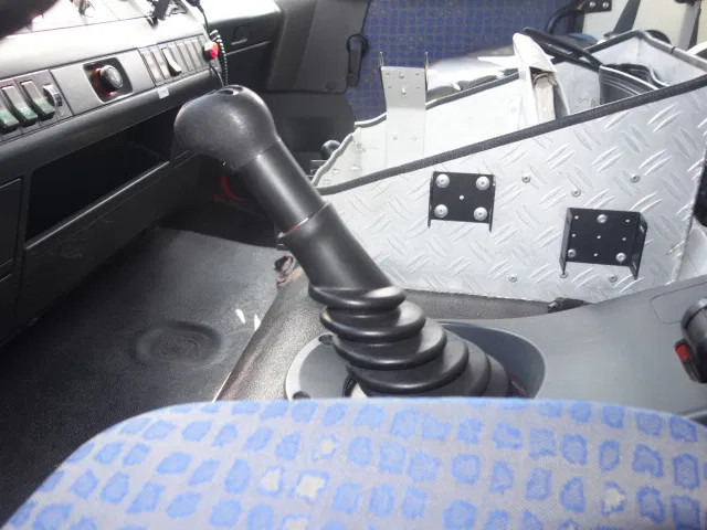 Camion de pompier MAN LE 220C GODIVA POMP 2000 LITER TANK,MANUAL GEARBOX: photos 16 Camion de pompier MAN LE 220C GODIVA POMP 2000 LITER TANK,MANUAL GEARBOX: photos 16