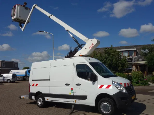 Renault MASTER12,5 METER SKYWORKER,TELESCOPIC - Véhicule utilitaire: photos 1 Renault MASTER12,5 METER SKYWORKER,TELESCOPIC - Véhicule utilitaire: photos 1