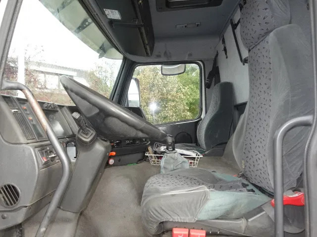 Volvo FM 360 18000 LITER,MANUALPOMP,MANUALCOUNTER - Camion citerne: photos 5 Volvo FM 360 18000 LITER,MANUALPOMP,MANUALCOUNTER - Camion citerne: photos 5