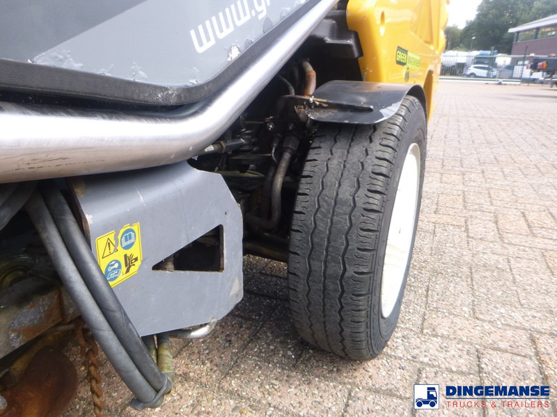 Balayeuse de voirie Applied sweeper Green machine 636: photos 15