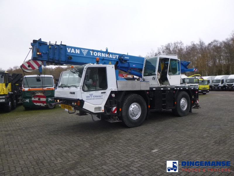 Faun ATF 30-2 4X4 all-terrain crane 30 t / 33 m - Grue mobile: photos 1 Faun ATF 30-2 4X4 all-terrain crane 30 t / 33 m - Grue mobile: photos 1