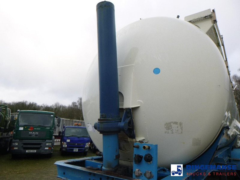 Semi-remorque citerne Feldbinder Powder tank alu 60 m3 (tipping): photos 14 Semi-remorque citerne Feldbinder Powder tank alu 60 m3 (tipping): photos 14