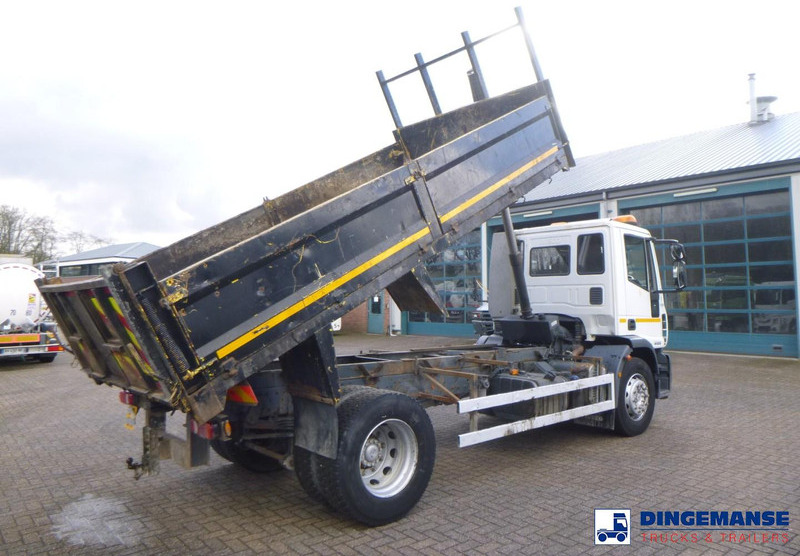 Iveco Eurocargo 180E25 4x2 RHD tipper - Camion benne: photos 4 Iveco Eurocargo 180E25 4x2 RHD tipper - Camion benne: photos 4
