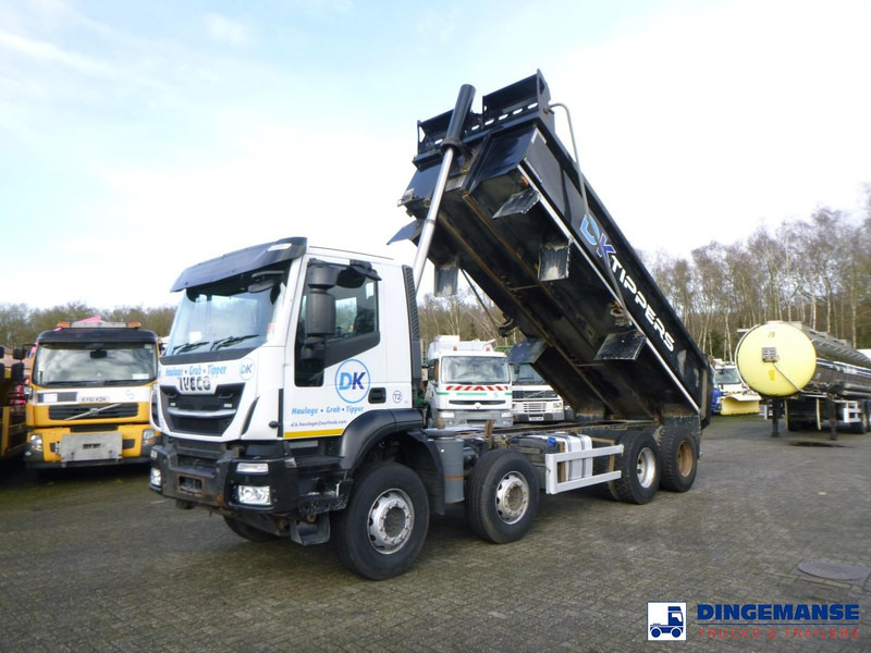 Iveco Stralis X-Way 460 8x4 RHD tipper - Camion benne: photos 1 Iveco Stralis X-Way 460 8x4 RHD tipper - Camion benne: photos 1