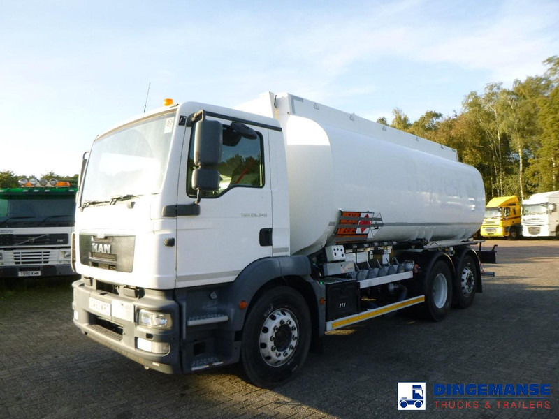 MAN TGM 26.340 6X2 RHD fuel tank 21 m3 / 5 comp - Camion citerne: photos 1 MAN TGM 26.340 6X2 RHD fuel tank 21 m3 / 5 comp - Camion citerne: photos 1