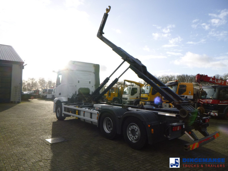 Mercedes-Benz Actros 2843 6x2 Hyva container hook 20t - Camion ampliroll: photos 3 Mercedes-Benz Actros 2843 6x2 Hyva container hook 20t - Camion ampliroll: photos 3