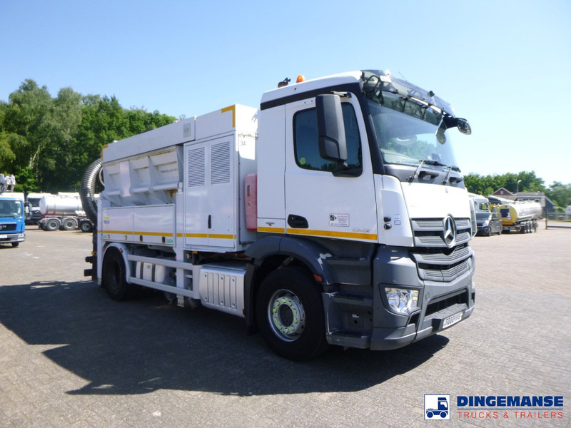 Mercedes-Benz Antos 1842 4x2 RHD Saugbagger / vacuum excavator - Camion hydrocureur: photos 2 Mercedes-Benz Antos 1842 4x2 RHD Saugbagger / vacuum excavator - Camion hydrocureur: photos 2