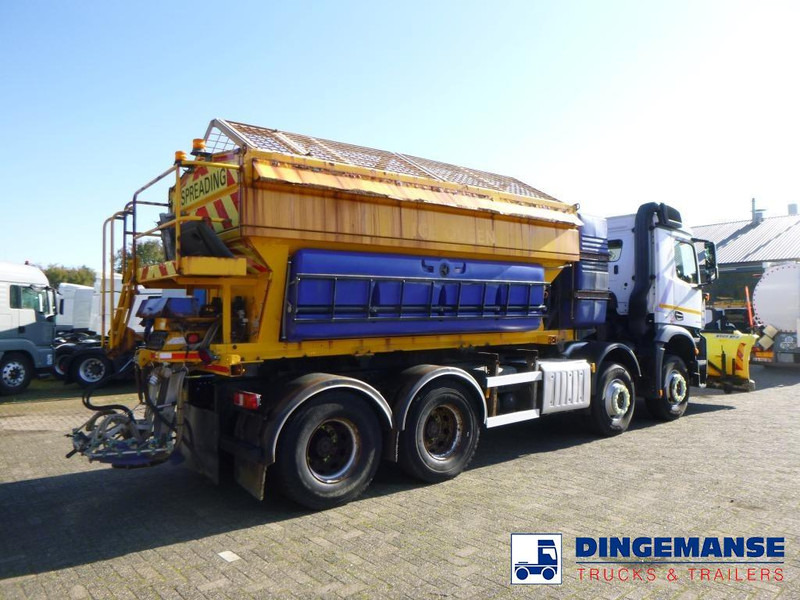 Mercedes-Benz Arocs 3240 8x4 RHD Schmidt snow plough / gritter - Engin de déneigement: photos 4 Mercedes-Benz Arocs 3240 8x4 RHD Schmidt snow plough / gritter - Engin de déneigement: photos 4