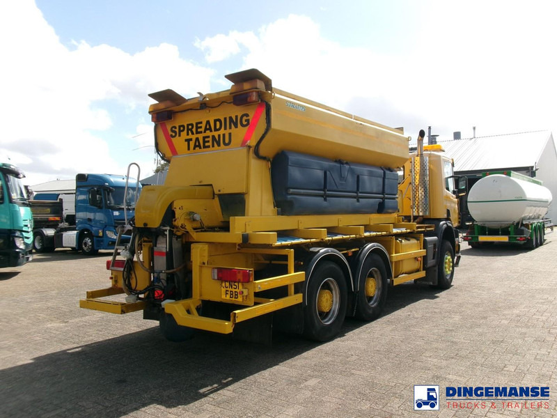 Scania P114-340 CB 6X6 RHD gritter / snow plough - Engin de déneigement: photos 3 Scania P114-340 CB 6X6 RHD gritter / snow plough - Engin de déneigement: photos 3