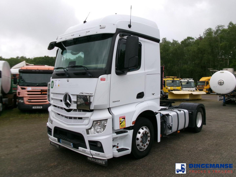 Mercedes-Benz Actros 1843 4x2 Euro 6 + ADR - Tracteur routier: photos 1 Mercedes-Benz Actros 1843 4x2 Euro 6 + ADR - Tracteur routier: photos 1