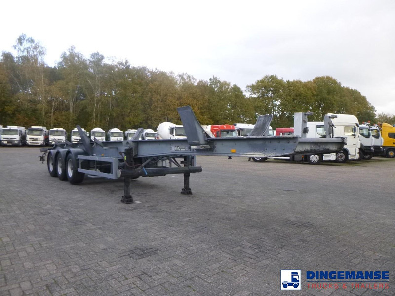 Filiat 3-axle tank trailer chassis incl supports - Semi-remorque citerne: photos 2 Filiat 3-axle tank trailer chassis incl supports - Semi-remorque citerne: photos 2