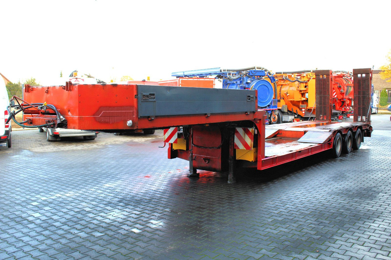 Langendorf 3-Achs SATBUE30-37 Tiefbett Tieflader+Rampen+TÜV - Semi-remorque surbaissé: photos 2 Langendorf 3-Achs SATBUE30-37 Tiefbett Tieflader+Rampen+TÜV - Semi-remorque surbaissé: photos 2