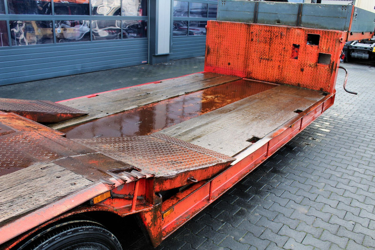 Langendorf 3-Achs SATBUE30-37 Tiefbett Tieflader+Rampen+TÜV - Semi-remorque surbaissé: photos 5 Langendorf 3-Achs SATBUE30-37 Tiefbett Tieflader+Rampen+TÜV - Semi-remorque surbaissé: photos 5