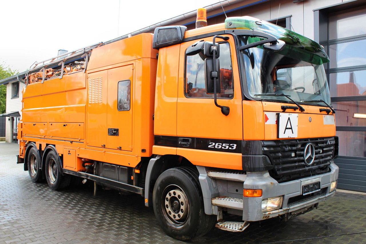 Mercedes-Benz Actros 2653 6x4 V8 Müller 16m³ Saug u.Spül-Kombi - Camion hydrocureur: photos 1 Mercedes-Benz Actros 2653 6x4 V8 Müller 16m³ Saug u.Spül-Kombi - Camion hydrocureur: photos 1