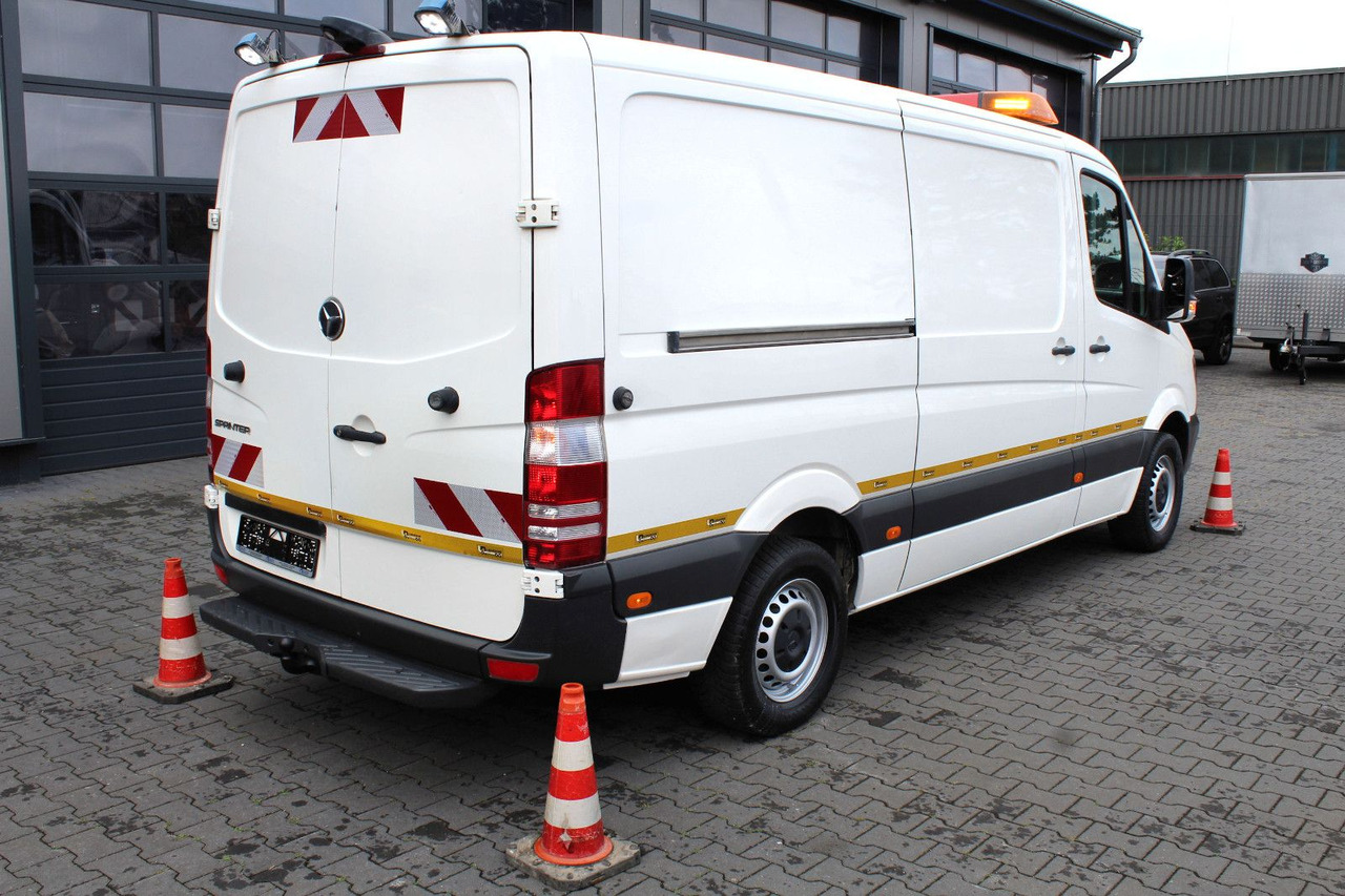 Mercedes-Benz Sprinter 316 CDI + Leistikow 1m³ HD-Spüler 3,5t - Camion hydrocureur: photos 4 Mercedes-Benz Sprinter 316 CDI + Leistikow 1m³ HD-Spüler 3,5t - Camion hydrocureur: photos 4