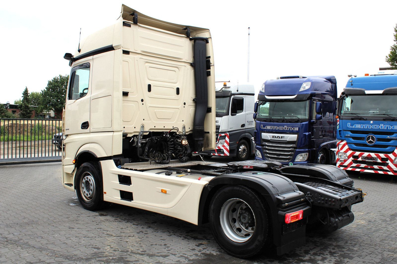 Mercedes-Benz Actros 1848 LS 4x2 BigSpace (MP5) Vollverspoiler - Tracteur routier: photos 3 Mercedes-Benz Actros 1848 LS 4x2 BigSpace (MP5) Vollverspoiler - Tracteur routier: photos 3